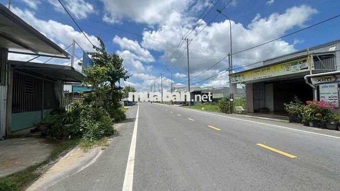 CHỦ GƯI BÁN NỀN MẶT TIỀN NGUYỄN CHÍ THANH CÁCH ĐƯỜNG 91B CHỈ 100M
