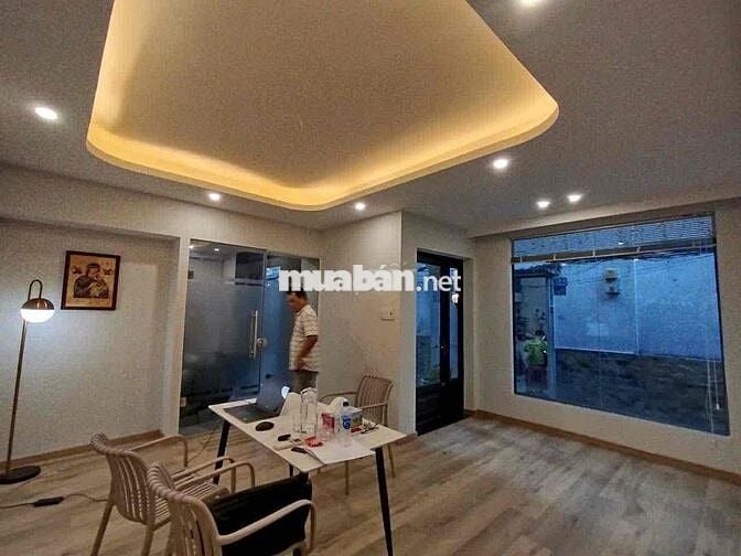 MBKD TÔ HIẾN THÀNH - KINH DOANH ĐA NGÀNH
