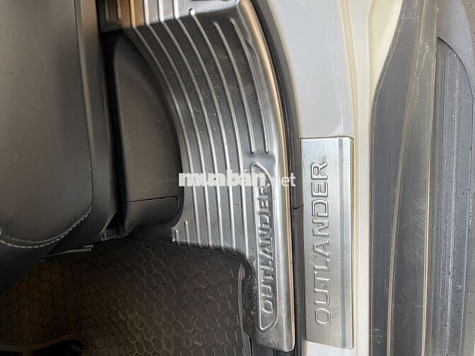 Mitsubishi Outlander 2020 2.0 CVT Premium - 7300