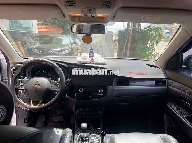 Mitsubishi Outlander 2020 2.0 CVT Premium - 7300