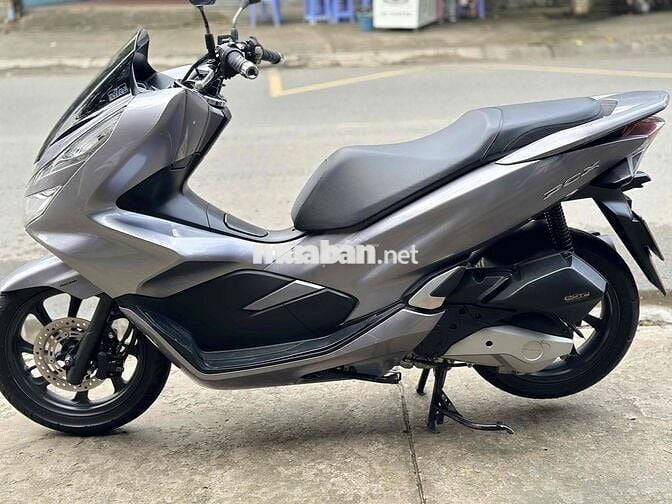 HONDA PCX 125 .XE CHÍNH CHỦ CÔNG CHỨNG-CÒN MỚI 95%