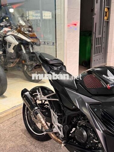 Cần bán Honda CBR150R 2019 ABS Biển SG 9 chủ