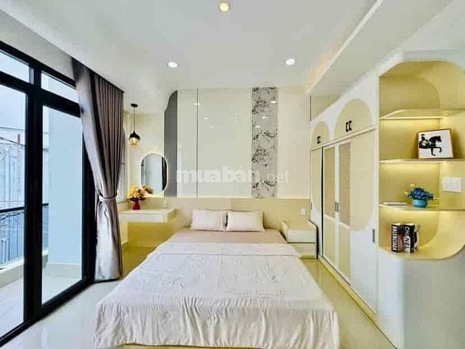 Kẹt tiền ngân hàng bán gấp nhà ngay Văn Thân, Phường 8, Quận 6. 