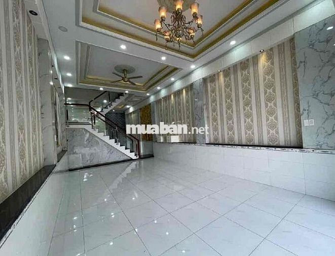 Nhà 3 Tầng Dĩ An, 64m2, Mặt Tiền 8M, Sổ Hồng Riêng, chỉ hơn 4 Tỷ