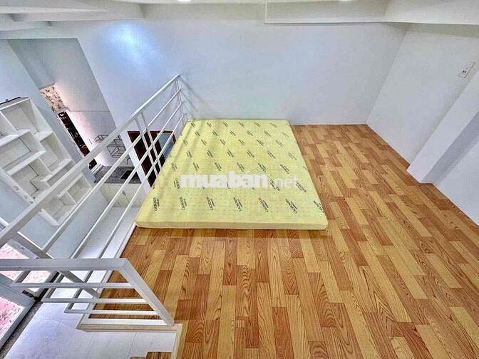 DUPLEX 2 CHỖ NGỦ NGAY GẦN HÀNG XANH, HUTECH, UEF, UTH