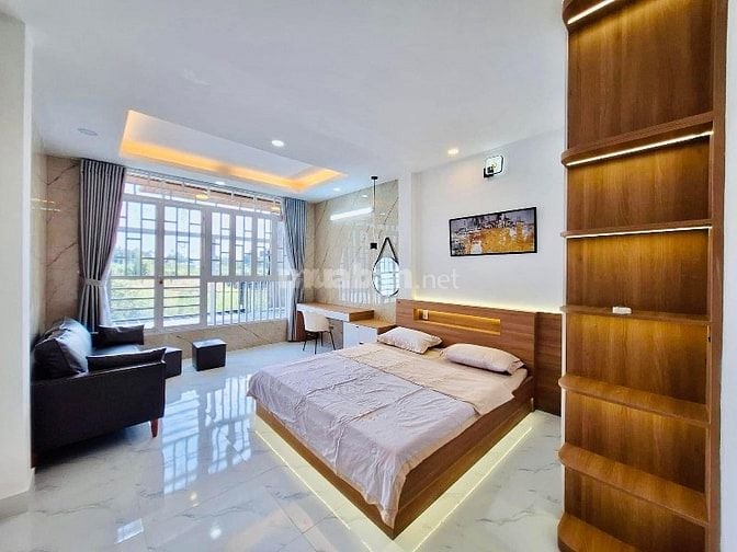 Gấp! Cần bán nhà 1trệt 2 lầu HXH Hoàng Việt,TB giá 2tỷ950/55,4m2. SHR
