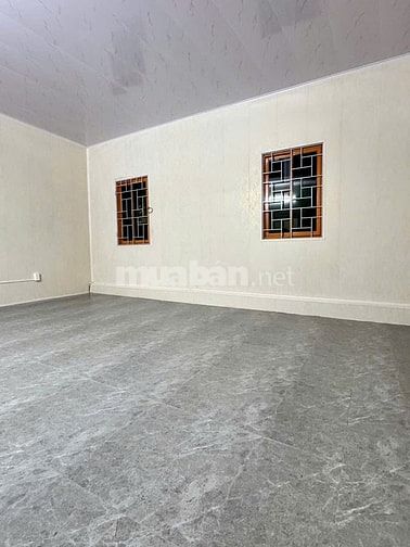 Chính chủ cho thuê nhà mới sửa lại 2 tầng, nhà ngách 116 Quan Thổ 1