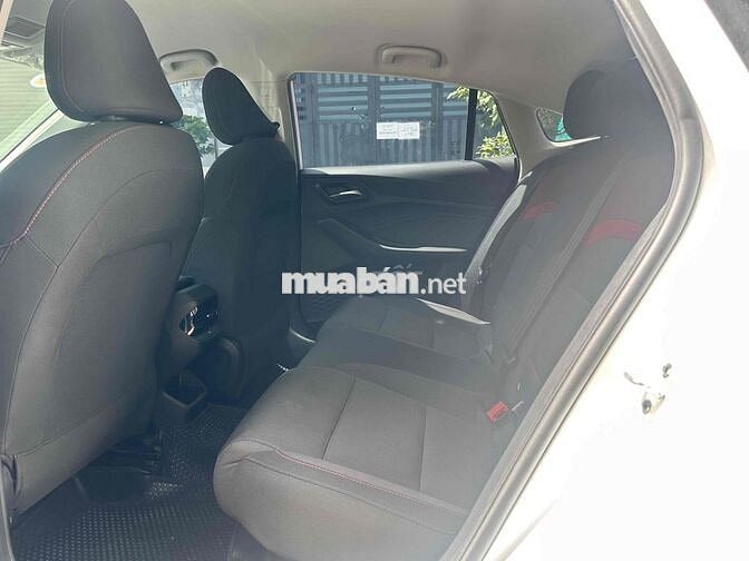 MG MG5 2024 - 14900 km