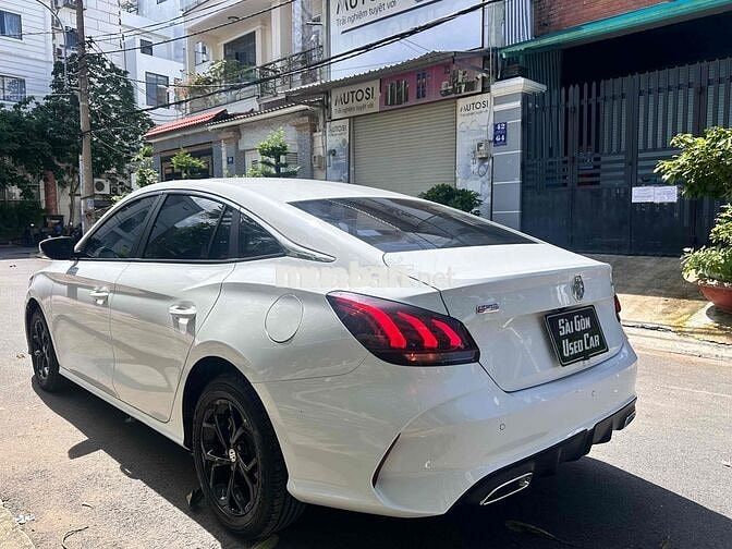 MG MG5 2024 - 14900 km
