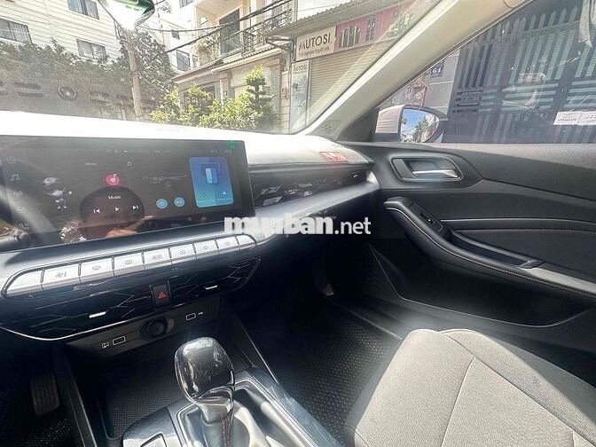 MG MG5 2024 - 14900 km