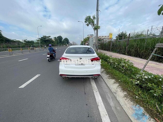 Kia Cerato 2017 2.0- 88000 km