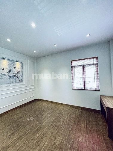 ⭐️Nhà 4 Lầu DT:4,5x18m tuyệt đẹp Cao cấp hẻm xe hơi Phạm Văn Chiêu, P8