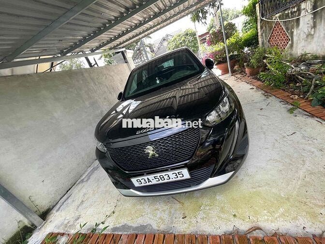Peugeot 2008 2022 Active 1.2 AT - 49000 km