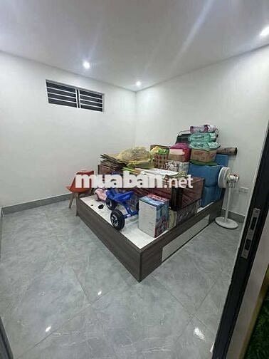 Chính chủ Gửi bán căn  chung cư cao cấp vị trí siêu đẹp và thuận tiện