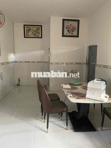nhà ngay trung tâm ngang 8m dài 15,5m