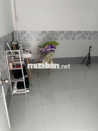 nhà ngay trung tâm ngang 8m dài 15,5m