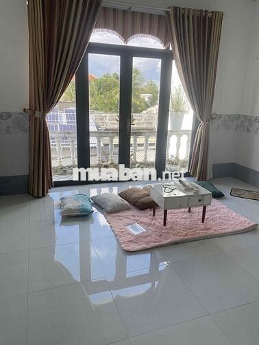 nhà ngay trung tâm ngang 8m dài 15,5m