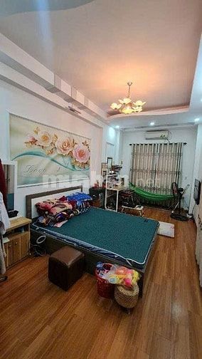 Cho thuê NHÀ 5 TẦNG full nội thất. Giá: 10 tr