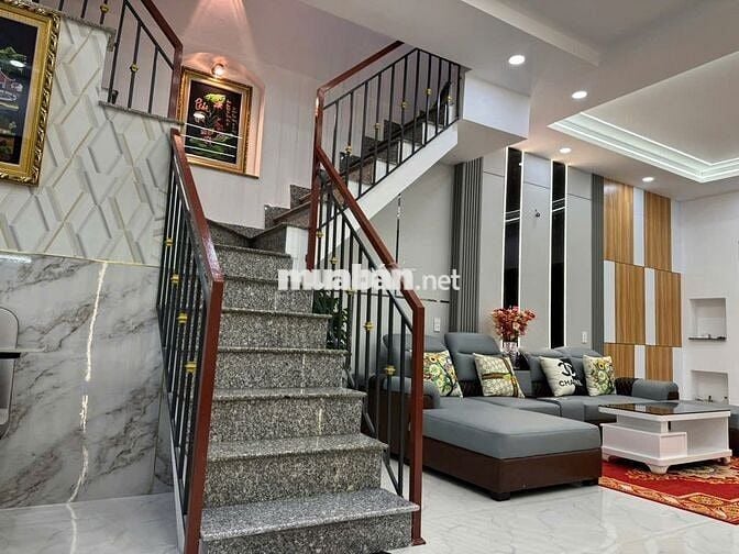 BÁN NHÀ SHR Ở GẦN CHỢ CẦU ĐỒNG - NGÃ TƯ GA. GIÁ : 4,18 TỈ