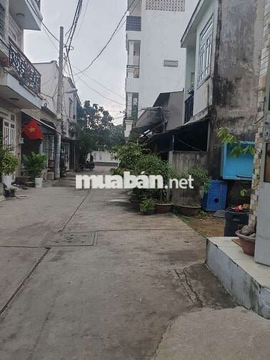 Nhà nguyên căn cho thuê dt 4❌10+Gác lửng 2pn nhỏ 1wc hẻm ô tô cụt 5tr