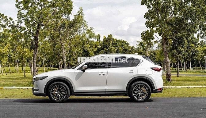 Mazda CX5 2.5 Premium Sx 2019 màu trắng sang trọng