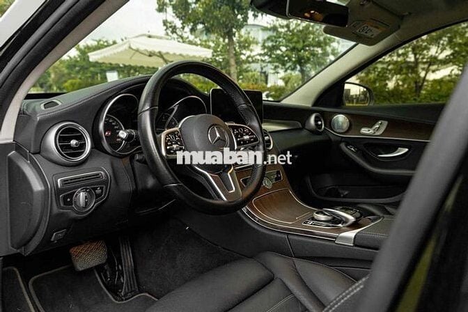 C200 Exclusive Sx 2021 màu trắng sang trọng
