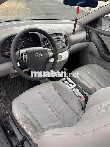 Hyundai Avante 2011 1.6 AT - 124000 km