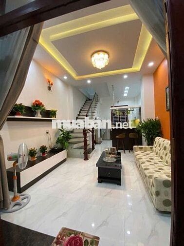 NN CHO THUÊ NHÀ HẺM PHỐ TÂY NHA TRANG