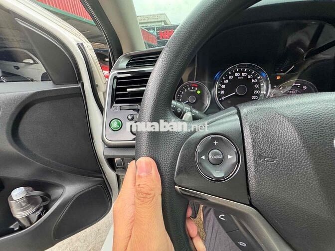 Honda City 2017 1.5 CVT - 7000 km