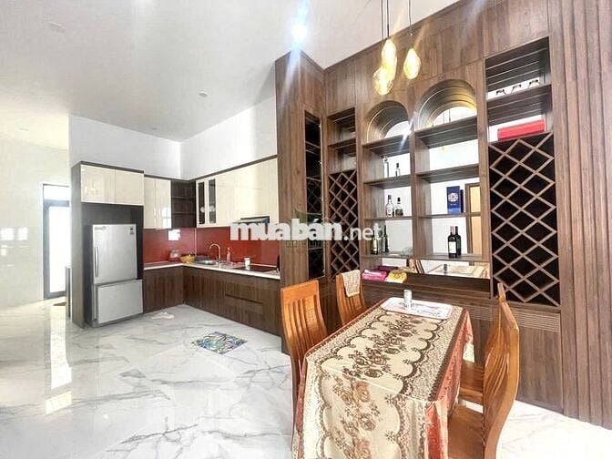 NHÀ CẤP 4 KHU  BẮC NHA TRANG GIÁ 15 TRIỆU/ THÁNG