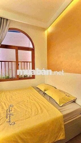 nhà nguyên căn mới full nội thấy giá mềm