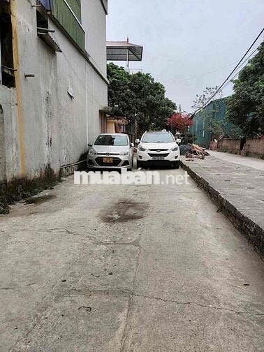 chính chủ bán đất trung tâm Phụng Châu, oto tránh nhau- gần UB, trạmYT