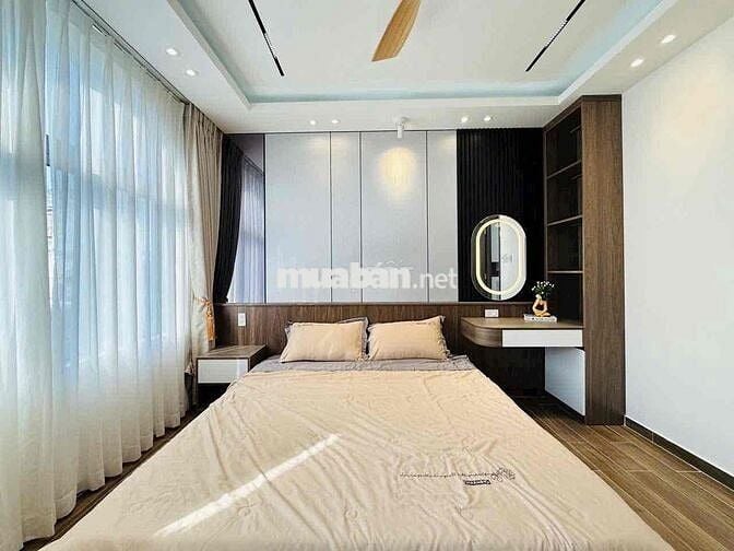 Cần bán nhà phố phan huy ích hẻm xe hơi. 3pn+1 phòng trống