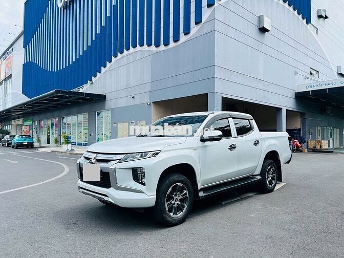 Triton GLX 1.5L AT-2021- 77000km