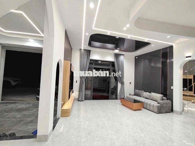 NHÀ LẦU KIÊN CỐ KP2 P TRẢNNG DÀI