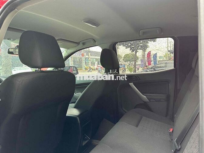 Ford Ranger XLS AT 2022, bảo hành 2026, vay 75%