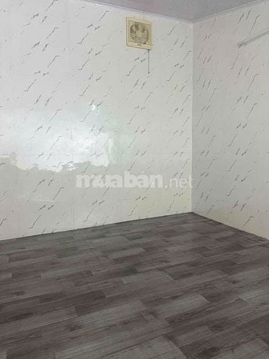 Cho thuê nhà hẻm 5m(XH) Cao Thắng, P.3, Q.3 giá 7tr