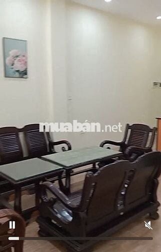 Thuê Nguyên Căn Khu VSIP, 4 phòng ngủ, 5 toilet, nội thất, chỉ 10tr