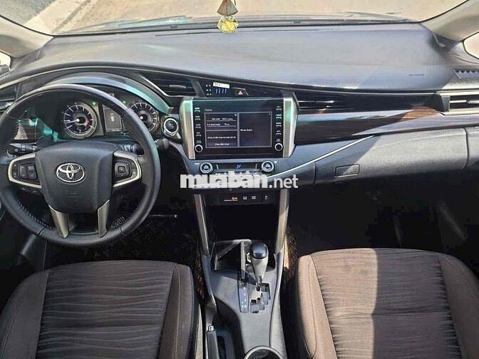 INNOVA 2.0G 2022 AT  LƯỚT 5 VẠN ,HỖ TRỢ VAY 70%