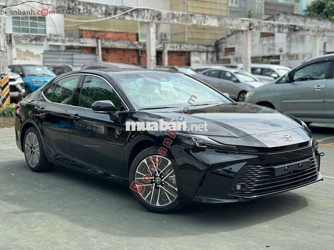 Xe Toyota Camry 2.0Q 2025 - 1 Tỷ 160 Triệu