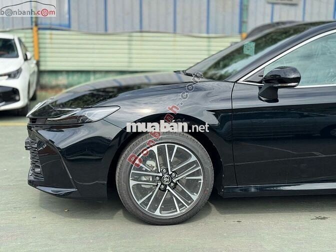 Xe Toyota Camry 2.0Q 2025 - 1 Tỷ 160 Triệu