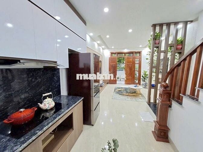 📢📢📢Nhà Đối Diện Aeon Long Biên – Ngõ Nông Thoáng, Ngay Chợ - 6.x tỷ