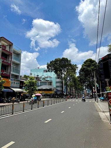  BÁN NHÀ MẶT TIỀN : 189 TẠ UYÊN - P. 4 - Q. 11 - TPHCM