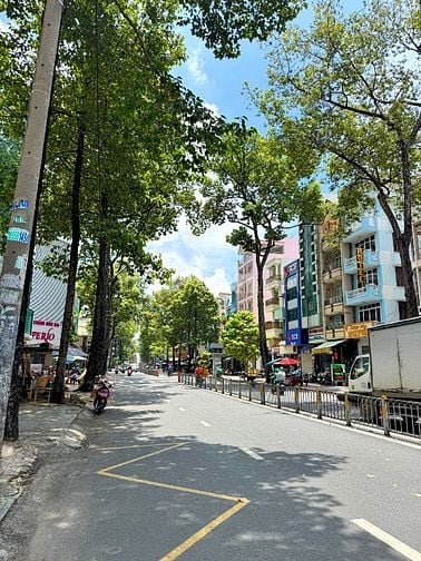  BÁN NHÀ MẶT TIỀN : 189 TẠ UYÊN - P. 4 - Q. 11 - TPHCM