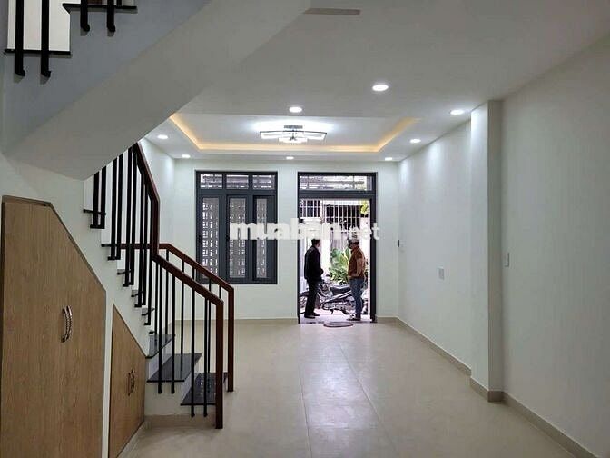 🧣Cần Bán Gấp nhà 1trệt 1lầu 2pn 2wc 1bếp DT 4x10 Sổ Hồng Hoan công