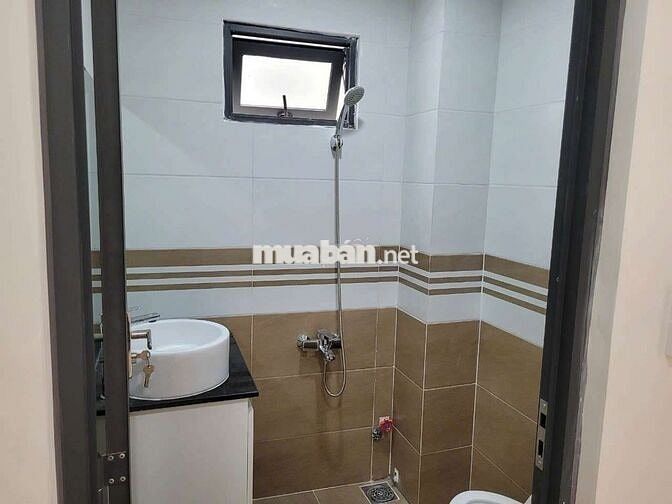 🧣Cần Bán Gấp nhà 1trệt 1lầu 2pn 2wc 1bếp DT 4x10 Sổ Hồng Hoan công