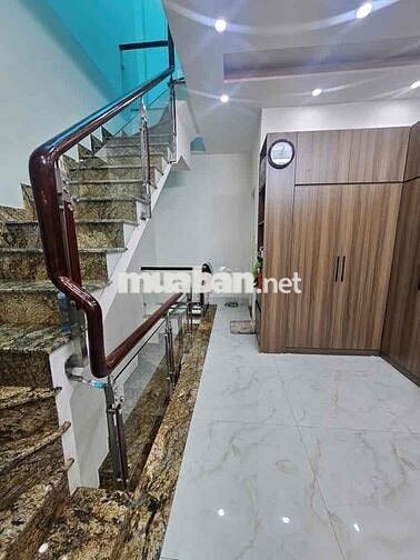 🏡Bán nhà Trường Chinh - 42m2 - Ngang 4.4m , 3 Tầng Full nội thất - HXH