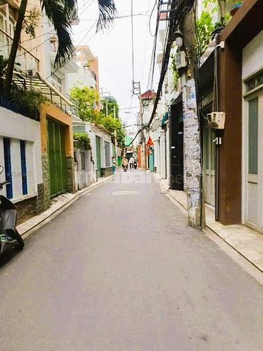 Chủ Ngợp NH Cần Bán Nhà Phan Đăng Lưu PN. Dt 55m2/2ty690. Sổ sẵn