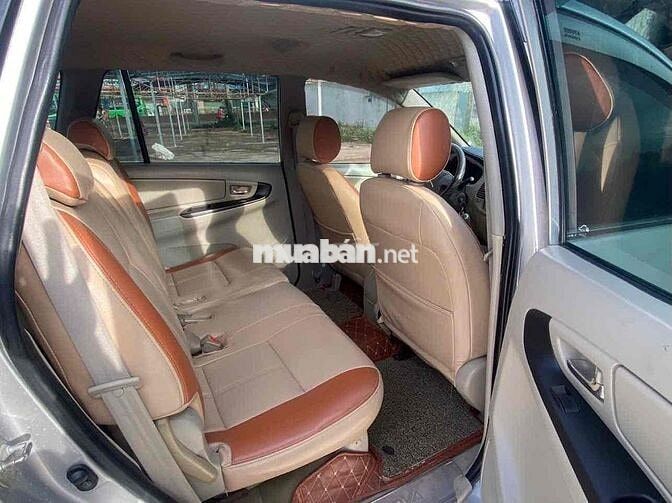 Toyota Innova 2016 2.0E - fun đồ chơi máy móc êm