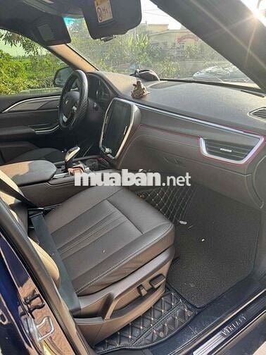 VinFast Lux SA2.0 2019 2.0 AT - 69000 km